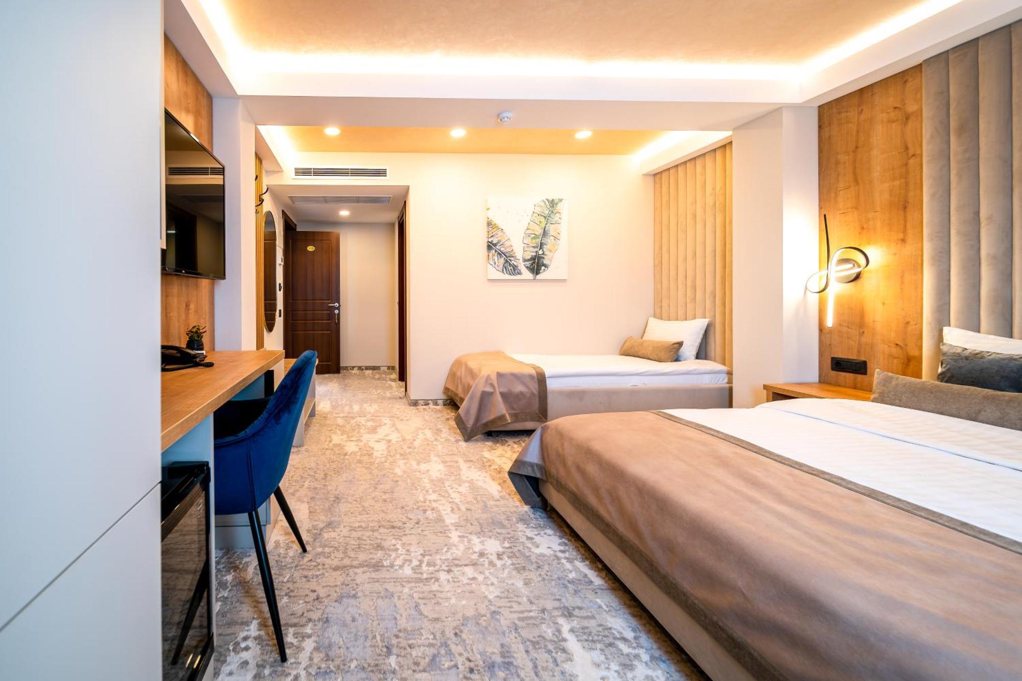 Hotel Rk Ghimbav Ngoại thất bức ảnh